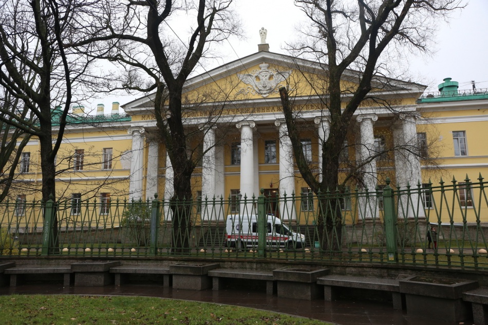 В Мариинской больнице устроили концерт для раненых бойцов СВО ко Дню защитника